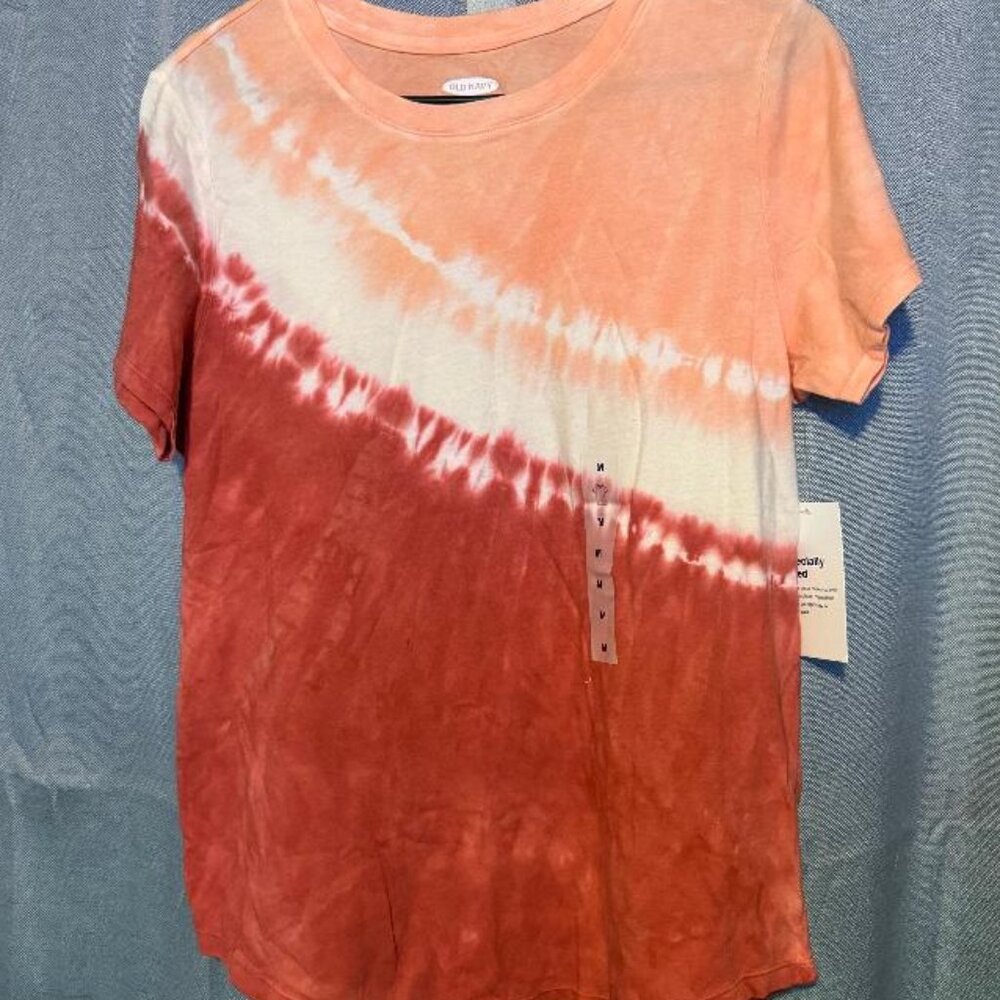 Old Navy T-Shirt Size Medium